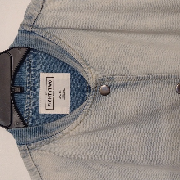 Forever 21 Oversized Denim Trucker Jacket size XS - Picture 2 of 16